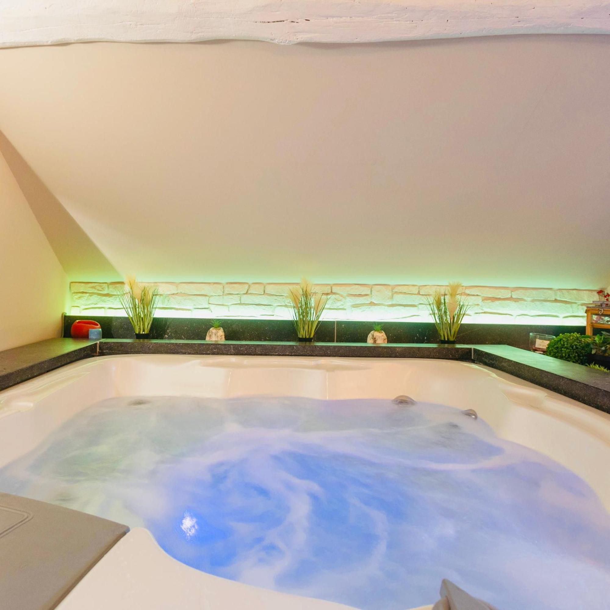 La Suite Diamant Theux Exterior photo